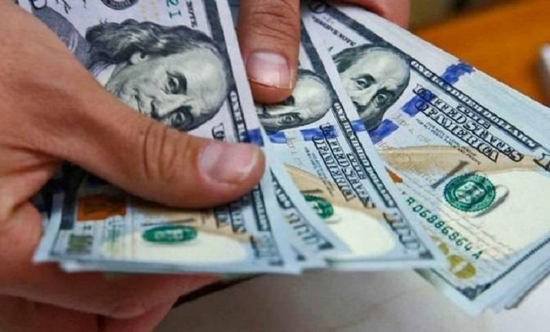 El dólar «blue» llegó a los 199 pesos y alcanzó un nuevo récord