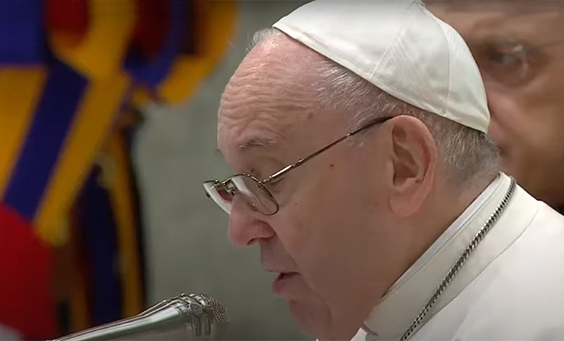 El Papa denuncia la «tendencia a retroceder» en compromisos de paz y justicia globales