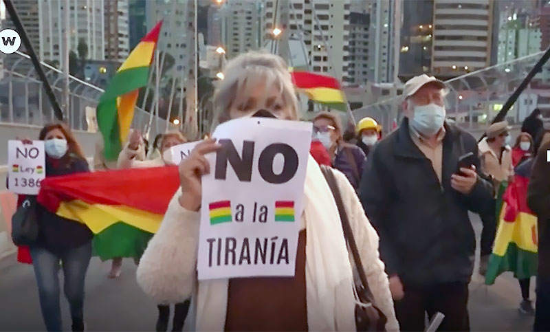El presidente de Bolivia deroga una ley de blanqueo rechazada con protestas y paro