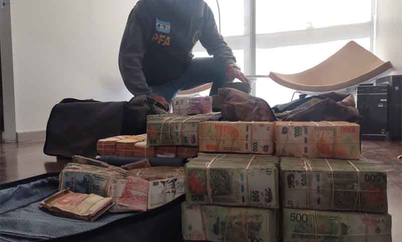 Procesan a extitular del Puerto de Rosario por vender dólares a un jefe narco que está preso