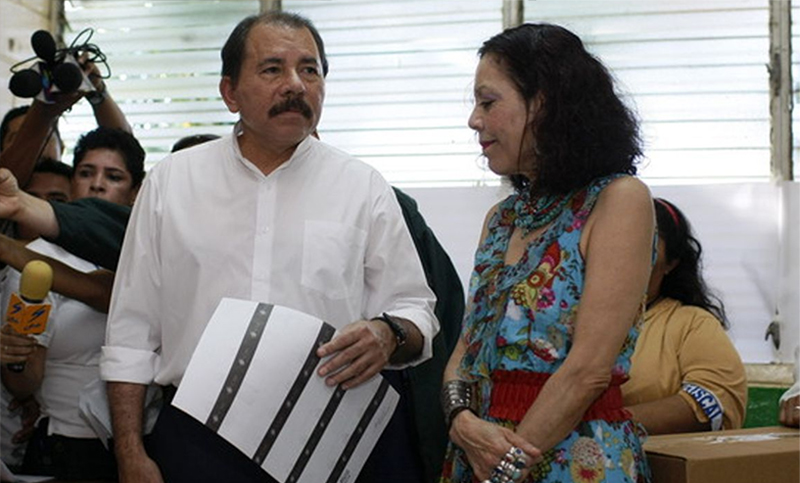 Daniel Ortega y Rosario Murillo, en busca de la reelección, votaron en las elecciones en Nicaragua