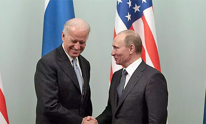 Biden y Putin discutirán por teléfono “diversos temas”, entre ellos la situación con Ucrania