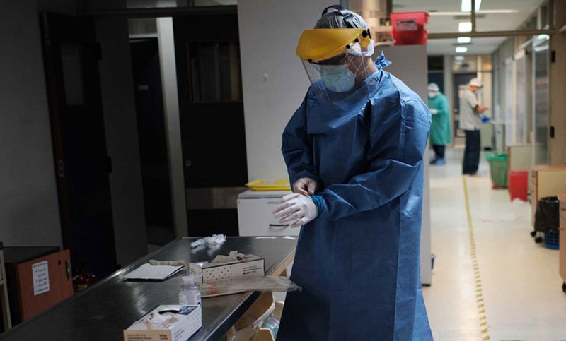 Contagios en aumento: Argentina registró más de 42.000 casos de coronavirus y 26 muertes