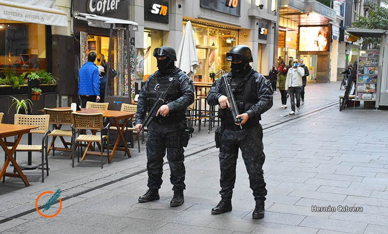 Preparan operativos de seguridad en centros comerciales durante las fiestas