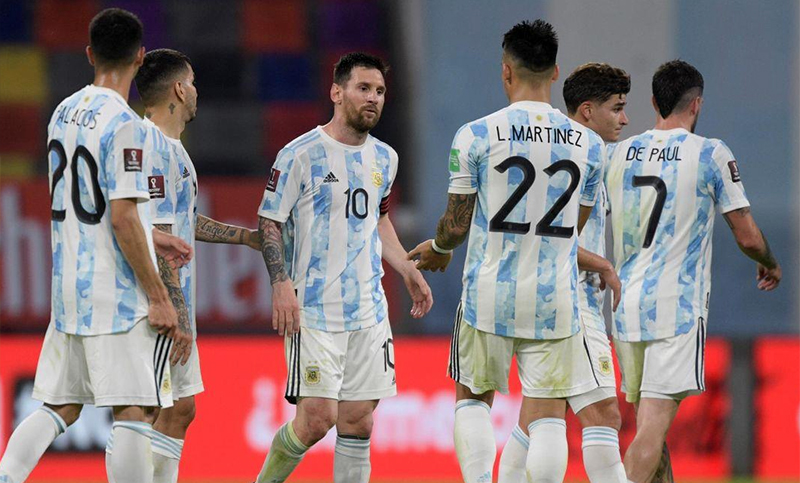 Chile busca jugar en Calama, con la intención de que la altura afecte a los jugadores argentinos
