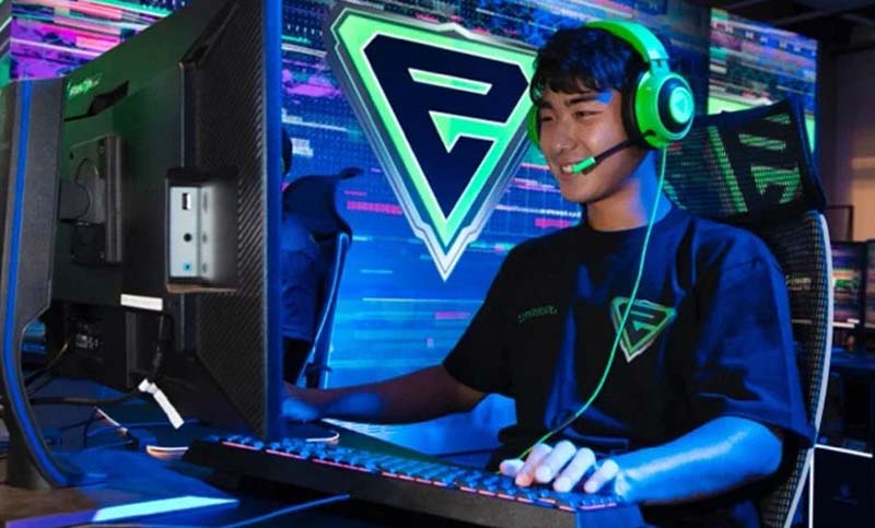 Japón crea la primera escuela de eSports para profesionales