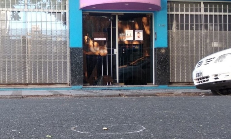 Balearon la sede del sindicato de Gastronómicos en Rosario