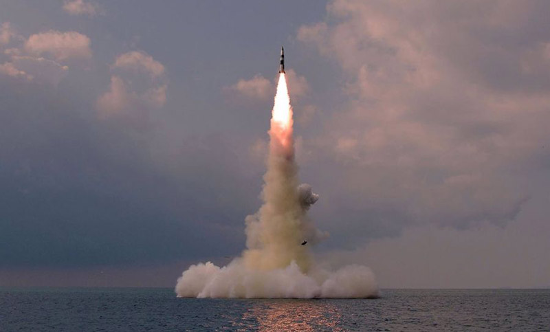 Corea del Norte lanzó un nuevo misil y avanza en su carrera armamentística