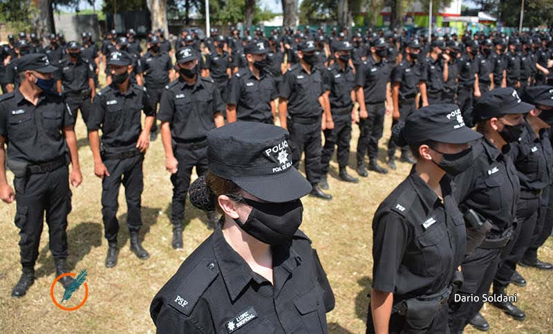 Se suman 800 policías al territorio provincial, de los cuales 500 vendrán a Rosario