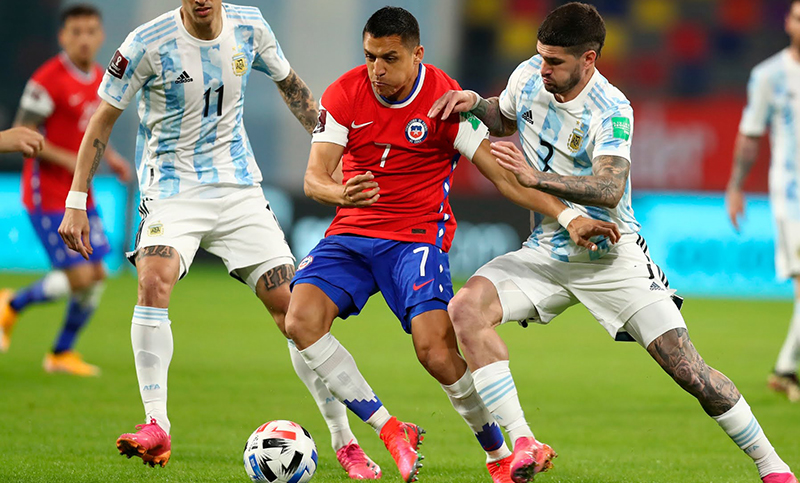 Sin Messi, Argentina enfrenta a un necesitado Chile en la altura de Calama
