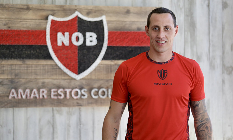Cristian Lema renovó oficialmente con Newell’s y mañana se suma a los entrenamientos