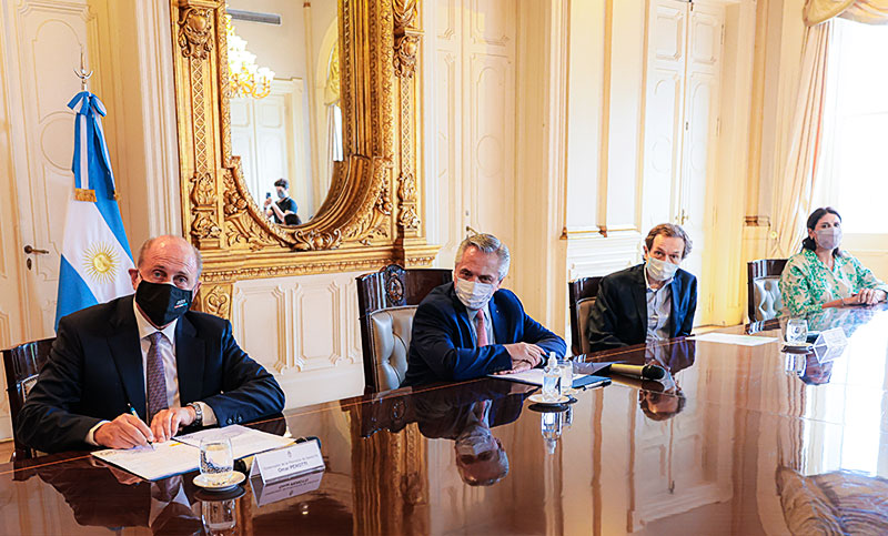 Los objetivos del plan de conectividad que anunciaron Perotti y Fernández