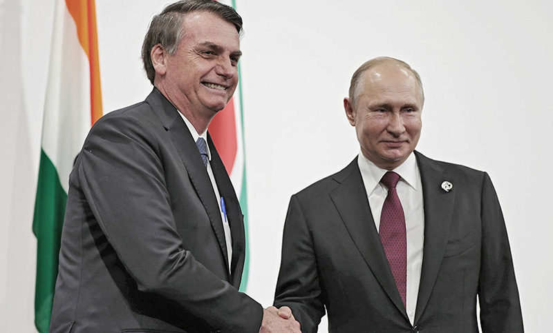 Antes del viaje de Bolsonaro a Rusia, Brasil reivindica sus lazos con Ucrania