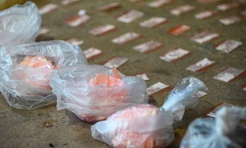 Quedaron detenidos seis sospechosos de vender cocaína adulterada en Buenos Aires