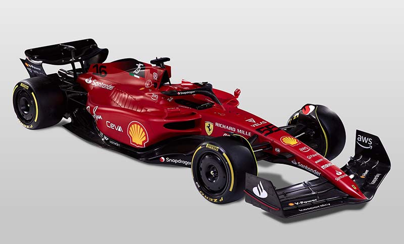Ferrari presentó su nuevo modelo para competir en la Fórmula 1