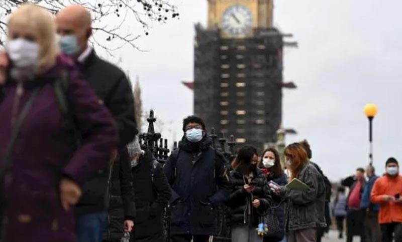 Inglaterra: el aislamiento dejará de ser obligatorio para quienes tengan coronavirus 