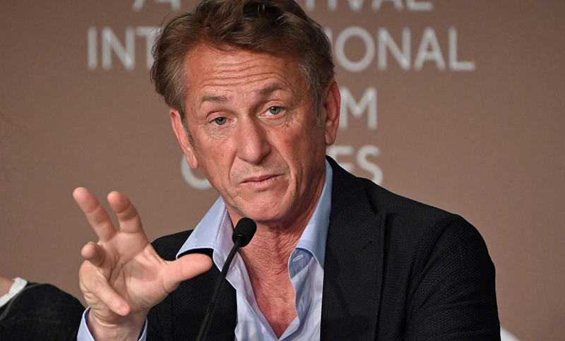 El actor Sean Penn viajó a Ucrania para grabar un documental sobre la guerra