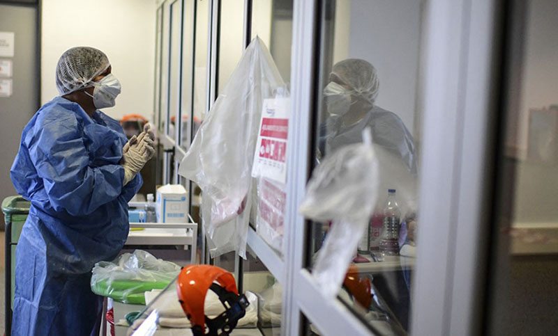 Coronavirus: más de 1.200 nuevos casos y once muertes en el país