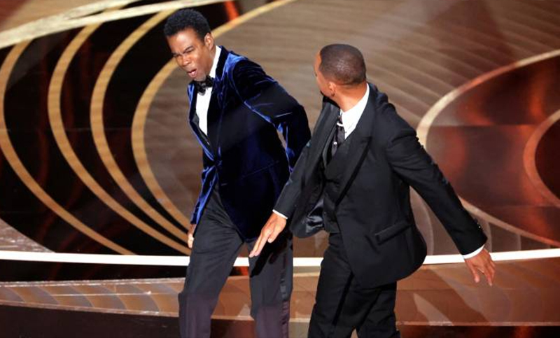 Will Smith le pidió disculpas públicas a Chris Rock tras el golpe en los Oscar