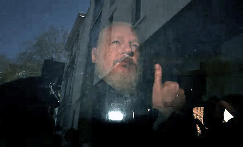 La Justicia británica aprueba la extradición de Assange a Estados Unidos