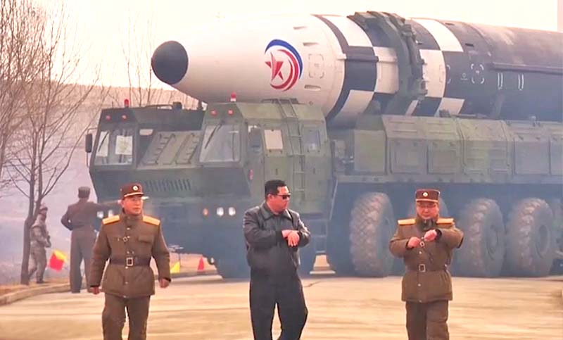 Corea del Norte advierte que decidirá severas represalias si es atacada por su vecina del sur