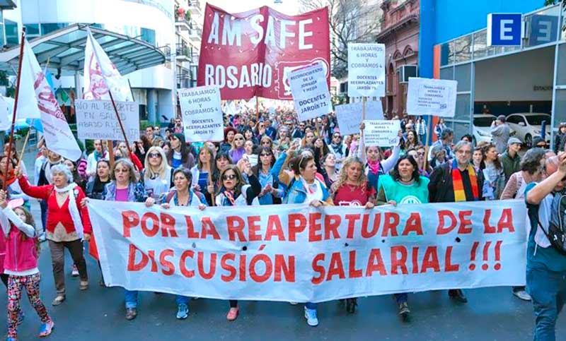 Los trabajadores provinciales y municipales de Santa Fe le piden al Gobierno reabrir la discusión salarial