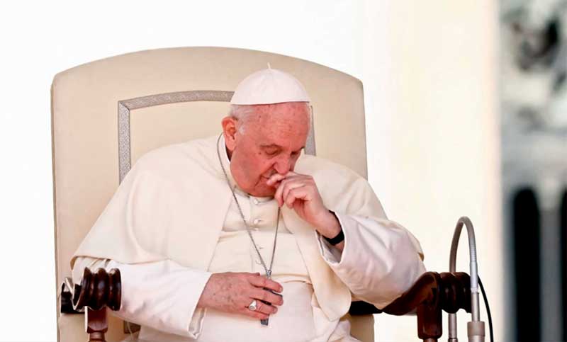 El Papa, con el «corazón roto» por la matanza en Texas, condena comercio «incontrolado» de armas