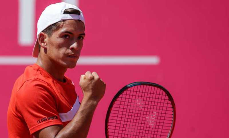 Sebastián Báez subió tres puestos en el ránking ATP