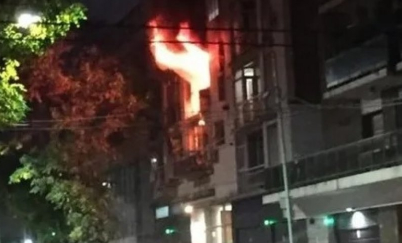 Un incendio en Belgrano provocó un muerto y tres heridos, entre ellos el hijo de Pettinato
