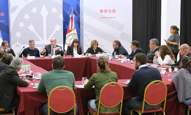Gobierno provincial encabeza un encuentro de trabajo sobre integración y urbanización en barrios populares