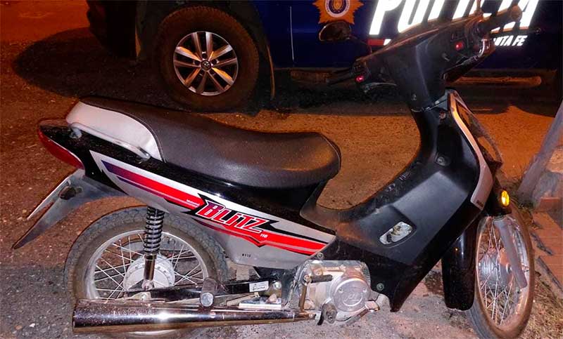 Le robaron la moto, alertó a la Policía y la sorpresa fue que uno de los ladrones era su hijo