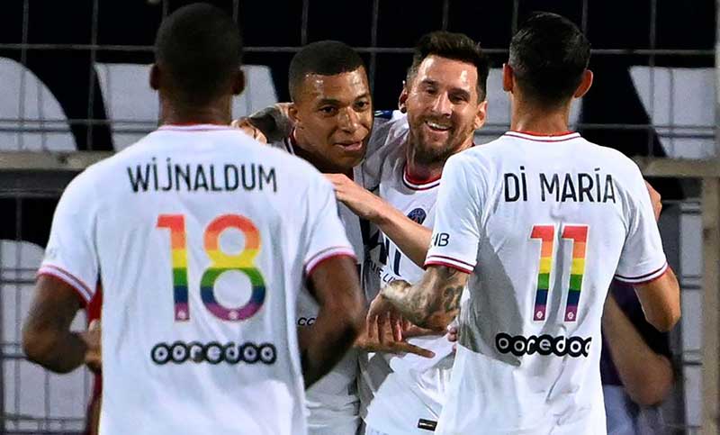 Goles de Messi y Di María en la goleada de PSG ante Montpellier