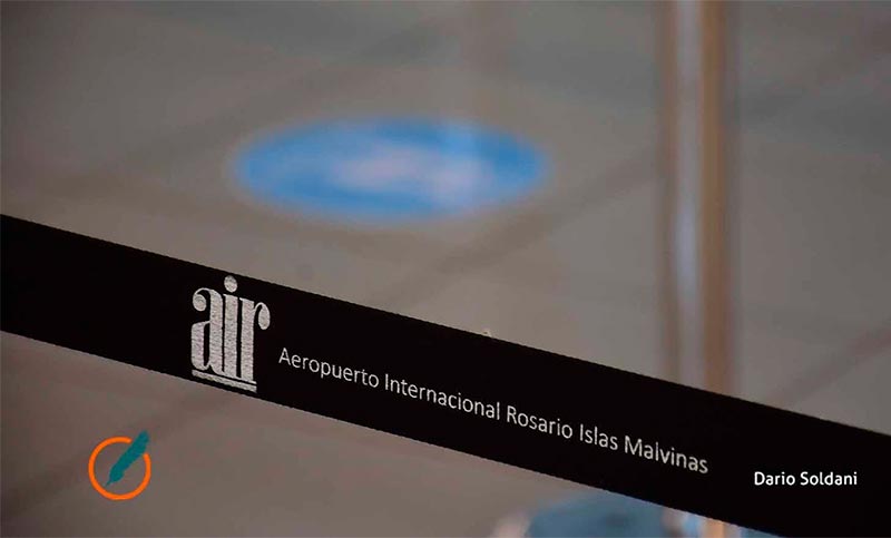 Aeropuerto de Rosario: avanza la obra de instalación del sistema de luces de aproximación