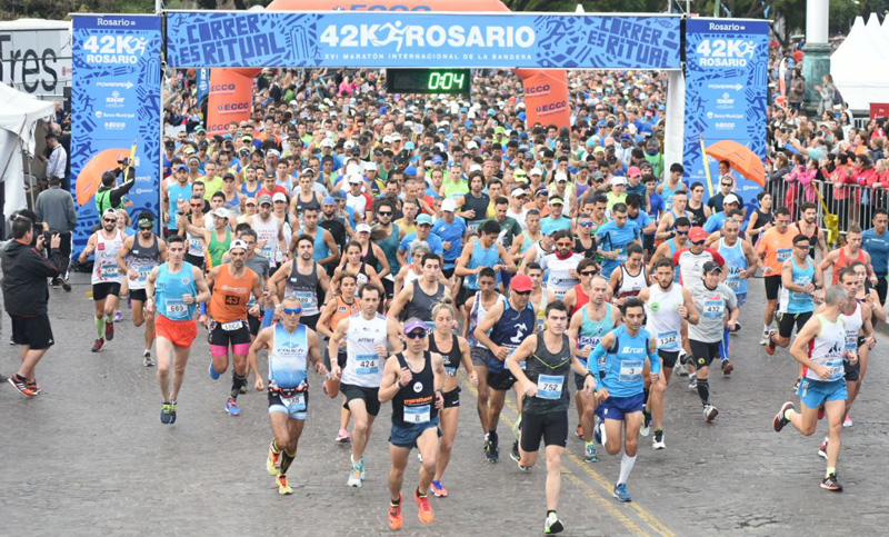 Este domingo se corre el XX Maratón Internacional de la Bandera 42k Rosario