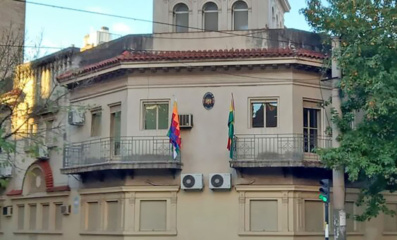 El Consulado de Bolivia en Rosario expresó «sus sentidas condolencias» por la muerte del ciudadano argentino