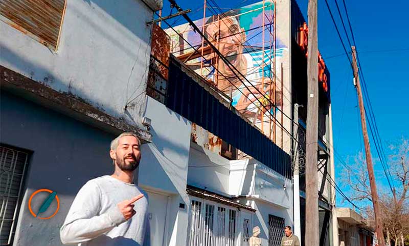 Falta muy poco para que esté terminado el imponente mural de Messi, Di María y Maxi Rodríguez