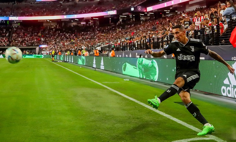 Ángel Di María hizo su estreno en Juventus