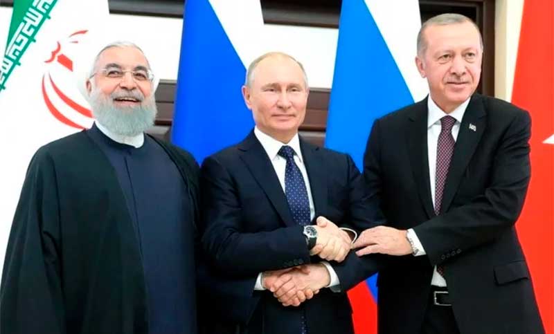 Putin viajará a Irán para una cumbre con los presidentes de Irán y de Turquía