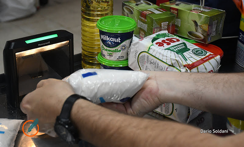 Suba de precios: supermercados no se responsabilizan y apuntan a alimenticias