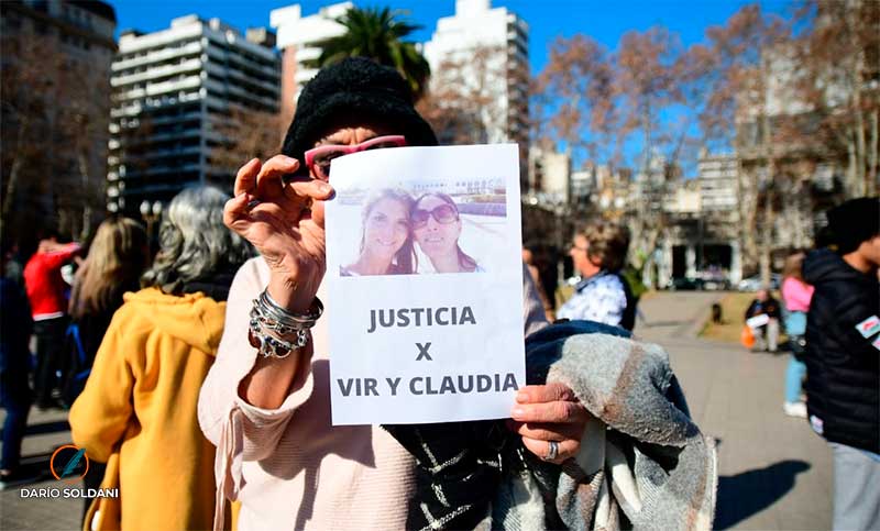 Familiares y amigos pidieron justicia por Claudia y Virginia frente a Gobernación