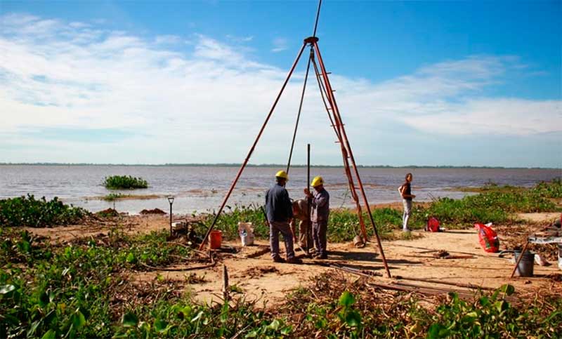 Cuáles son las opciones técnicas para la obra del cruce del Gasoducto Metropolitano en Laguna Setúbal