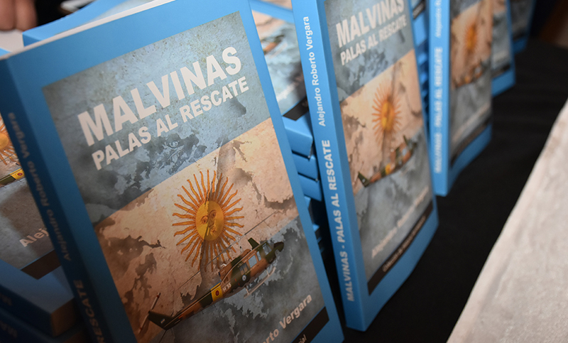 “Malvinas, Palas de Rescate”: la historia de los pilotos que socorrían soldados en la guerra