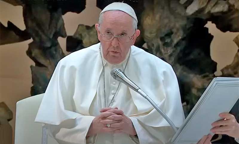 El Papa, tras seis meses del conflicto ruso-ucraniano: «Los inocentes están pagando la locura de las partes»