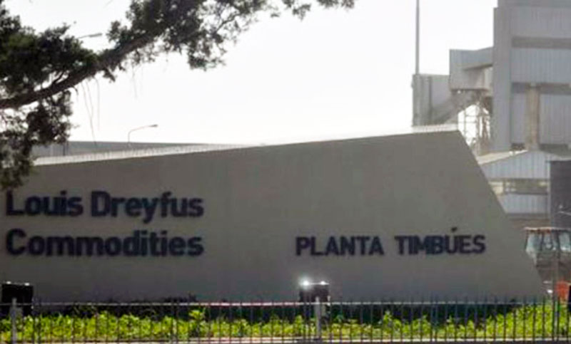 Gravísimo accidente laboral en la planta Dreyfus: un trabajador perdió parte de un brazo