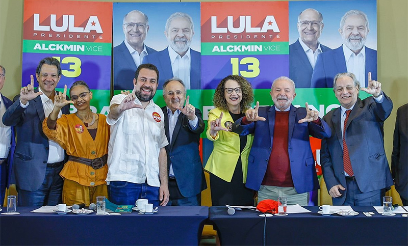 Lula acumula apoyo de excandidatos presidenciales y apunta a ganar sin balotaje