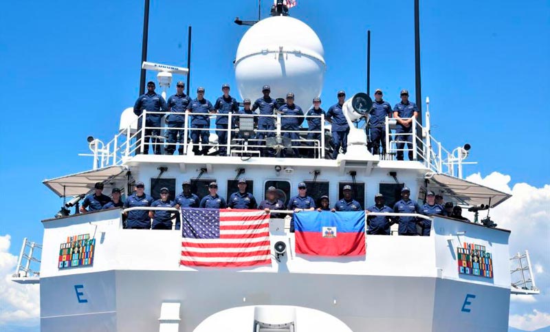 Estados Unidos patrulla aguas haitianas aunque la ONU no aprobó aún ninguna intervención