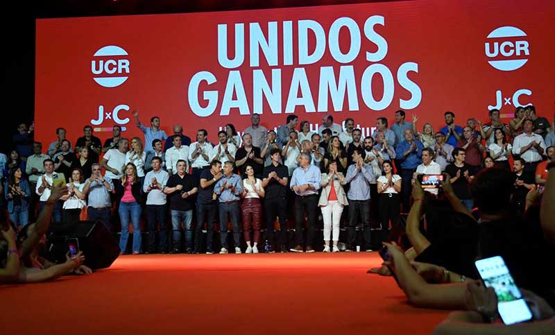 La UCR realizó un acto para celebrar un nuevo aniversario del triunfo de Alfonsín en Costa Salguero