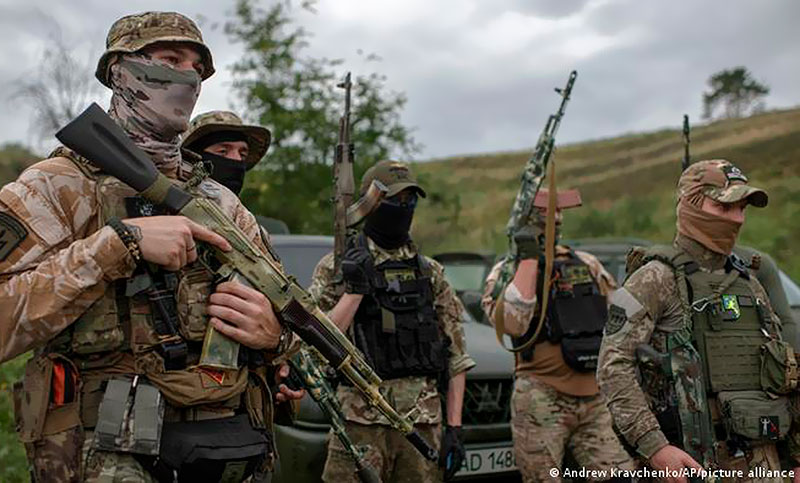 La Unión Europea lanza una misión de formación para los militares ucranianos