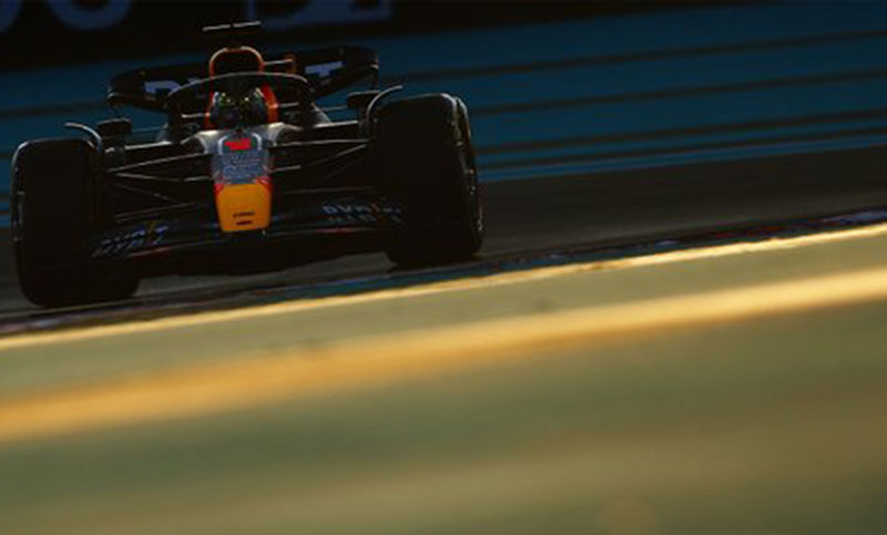 Verstappen hizo el mejor tiempo en los entrenamientos del Gran Premio de Abu Dhabi