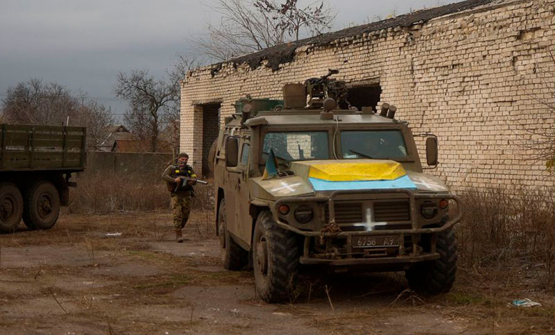 Las fuerzas ucranianas recuperaron Kherson y Rusia fortificó la orilla izquierda del río Dnipro